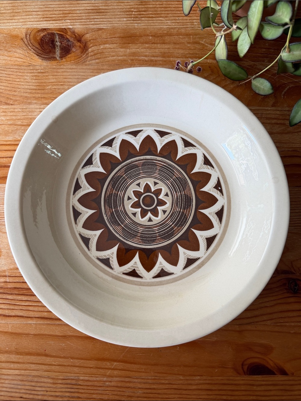 Vintage Aztec Royal China Omegastone Pie Serving Plate